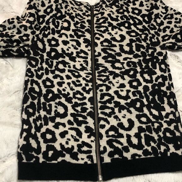 𝅺C&C California merino wool zippered back animal print sweater size S - Picture 2 of 9